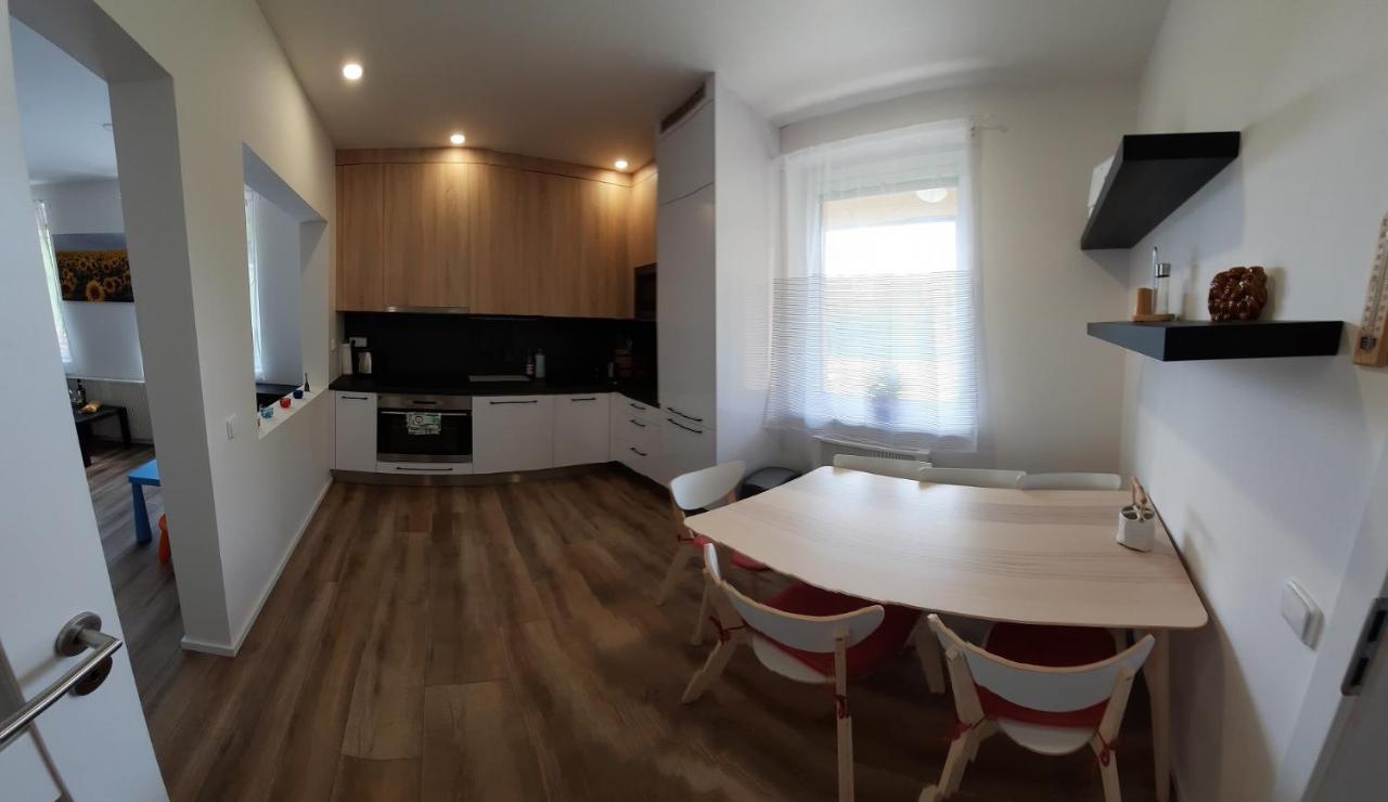 Lisny 105 Cely Novy Dum Se Zahradou U Jizery A Cyklo-Stezky New House By Jizera River And Bicycle Path Zelezny Brod 외부 사진